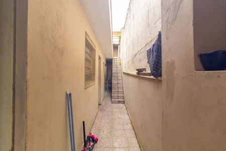 Casa para alugar com 100m², 3 quartos e 2 vagasCorredor