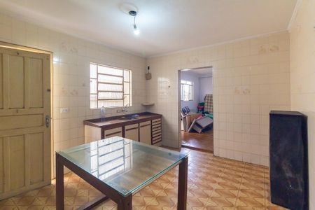 Casa para alugar com 100m², 3 quartos e 2 vagasCozinha