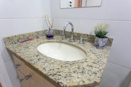 Apartamento para alugar com 83m², 3 quartos e 1 vaga Apartamento para alugar com 83m², 3 quartos e 1 vagaBanheiro da Suíte