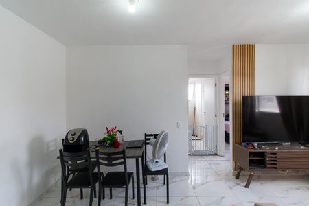 Sala de apartamento para alugar com 2 quartos, 40m² em Parque São Lourenço, São Paulo