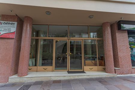 Apartamento à venda com 185m², 3 quartos e 1 vaga Apartamento à venda com 185m², 3 quartos e 1 vagaFachada