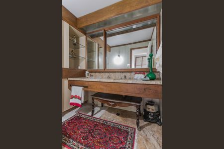 Apartamento à venda com 185m², 3 quartos e 1 vaga Apartamento à venda com 185m², 3 quartos e 1 vagaBanheiro