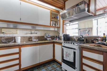 Apartamento à venda com 185m², 3 quartos e 1 vaga Apartamento à venda com 185m², 3 quartos e 1 vagaCozinha