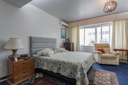 Apartamento à venda com 185m², 3 quartos e 1 vaga Apartamento à venda com 185m², 3 quartos e 1 vagaSuíte