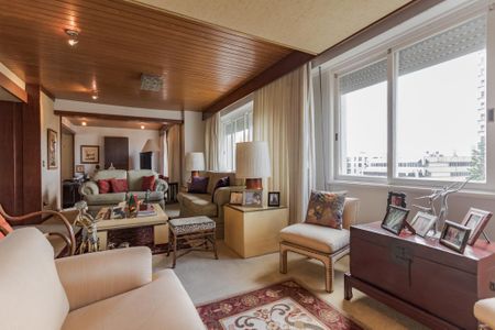 Sala de apartamento à venda com 3 quartos, 185m² em Floresta, Porto Alegre