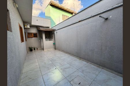Casa para alugar com 120m², 3 quartos e 3 vagasÁrea externa