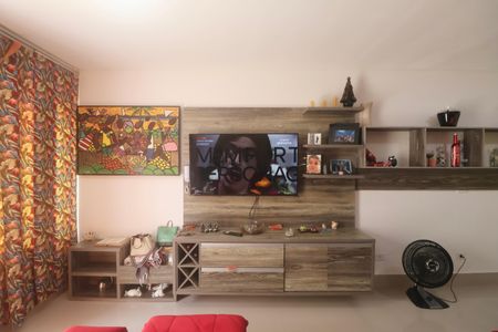 Sala de casa para alugar com 2 quartos, 80m² em Balneario Cidade Atlantica, Guarujá