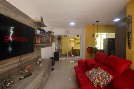 Sala de casa para alugar com 2 quartos, 80m² em Balneario Cidade Atlantica, Guarujá