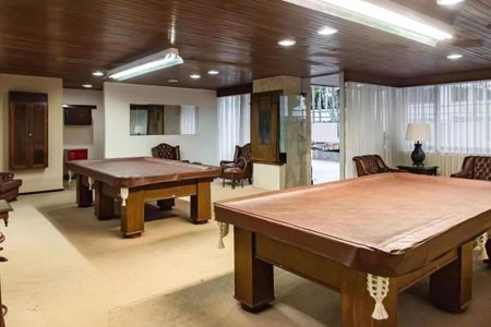 Apartamento para alugar com 137m², 3 quartos e 1 vaga Apartamento para alugar com 137m², 3 quartos e 1 vagaÁrea comum - Salão de Jogos