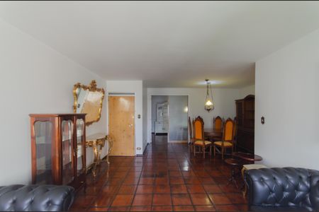 Sala de apartamento para alugar com 3 quartos, 137m² em Aclimação, São Paulo