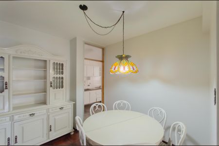 Apartamento para alugar com 137m², 3 quartos e 1 vaga Apartamento para alugar com 137m², 3 quartos e 1 vagaSala de Jantar