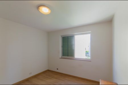 Apartamento para alugar com 137m², 3 quartos e 1 vaga Apartamento para alugar com 137m², 3 quartos e 1 vagaQuarto 1