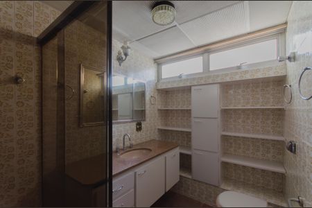 Apartamento para alugar com 137m², 3 quartos e 1 vaga Apartamento para alugar com 137m², 3 quartos e 1 vagaBanheiro da Suíte