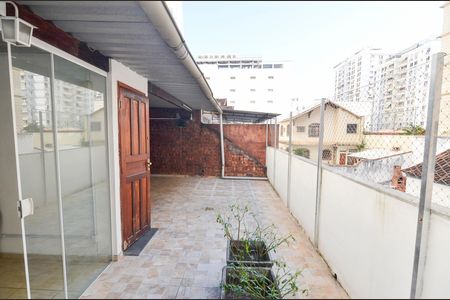 Casa para alugar com 200m², 3 quartos e 1 vagaTerraço