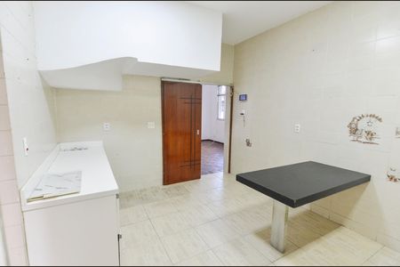 Casa para alugar com 200m², 3 quartos e 1 vagaCozinha