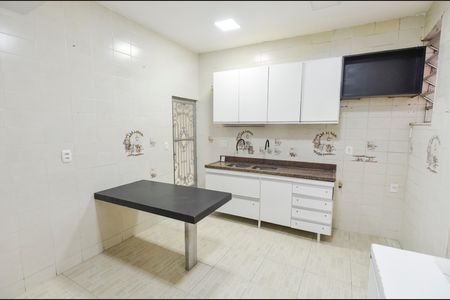 Casa para alugar com 200m², 3 quartos e 1 vagaCozinha