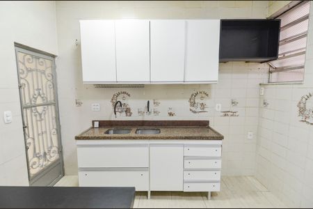 Casa para alugar com 200m², 3 quartos e 1 vagaCozinha