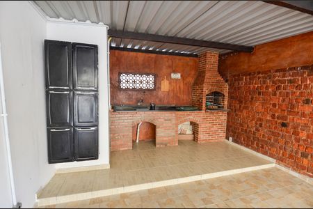 Casa para alugar com 200m², 3 quartos e 1 vagaTerraço