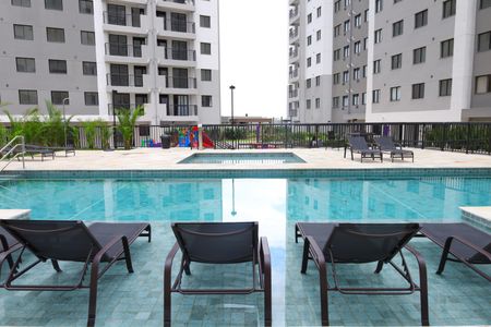Apartamento para alugar com 38m², 2 quartos e sem vagaÁrea comum - Piscina