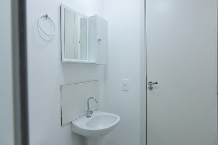 Apartamento para alugar com 38m², 2 quartos e sem vagaBanheiro