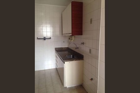 Cozinha de apartamento à venda com 1 quarto, 60m² em Cambuí, Campinas