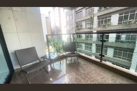 Sacada de apartamento à venda com 4 quartos, 168m² em Lourdes, Belo Horizonte