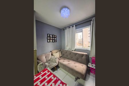 Sala de apartamento para alugar com 2 quartos, 33m² em Parque Fongaro, São Paulo