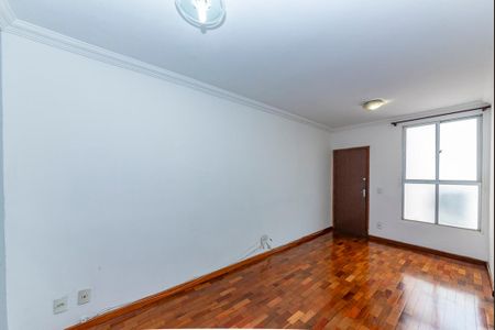 Sala de apartamento à venda com 3 quartos, 62m² em Buritis, Belo Horizonte