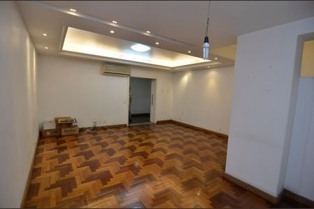 Apartamento à venda com 114m², 2 quartos e sem vagaSala