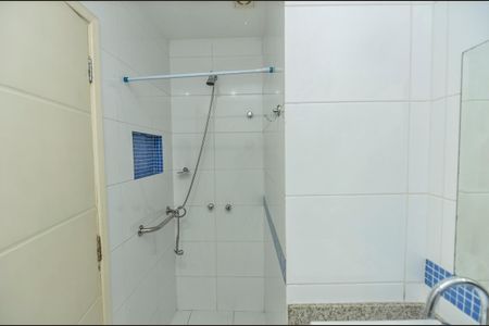 Apartamento à venda com 114m², 2 quartos e sem vagaBanheiro Social