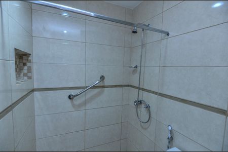 Apartamento à venda com 114m², 2 quartos e sem vagaBanheiro da Suíte