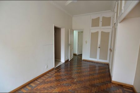 Apartamento à venda com 114m², 2 quartos e sem vagaSuíte