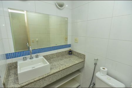 Apartamento à venda com 114m², 2 quartos e sem vagaBanheiro Social