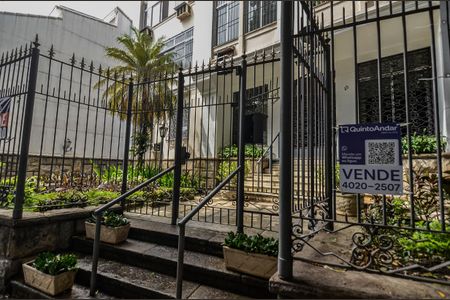 Apartamento à venda com 114m², 2 quartos e sem vagaFachada