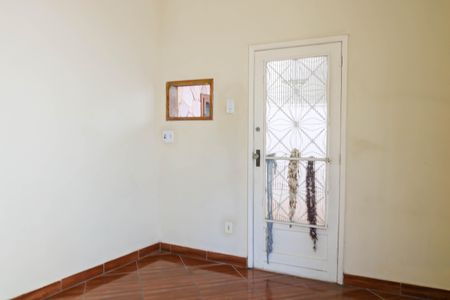 Casa de condomínio para alugar com 80m², 2 quartos e 1 vagaSala