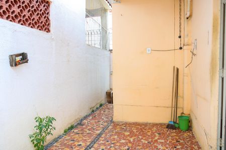 Casa de condomínio para alugar com 80m², 2 quartos e 1 vagaÁrea de Serviço