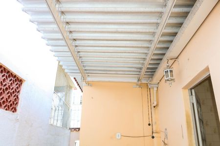 Casa de condomínio para alugar com 80m², 2 quartos e 1 vagaÁrea de Serviço