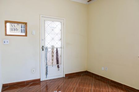 Sala de casa de condomínio para alugar com 2 quartos, 80m² em Todos Os Santos, Rio de Janeiro