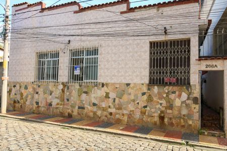 Casa de condomínio para alugar com 80m², 2 quartos e 1 vagaFachada