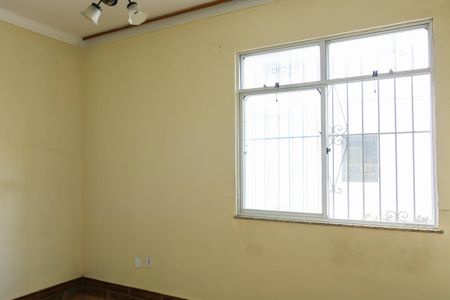 Casa de condomínio para alugar com 80m², 2 quartos e 1 vagaSala