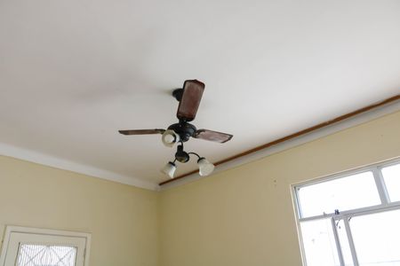 Casa de condomínio para alugar com 80m², 2 quartos e 1 vagaSala