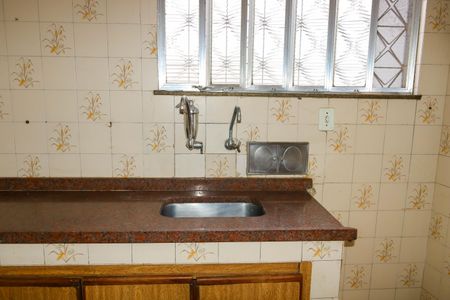 Casa de condomínio para alugar com 80m², 2 quartos e 1 vagaCozinha