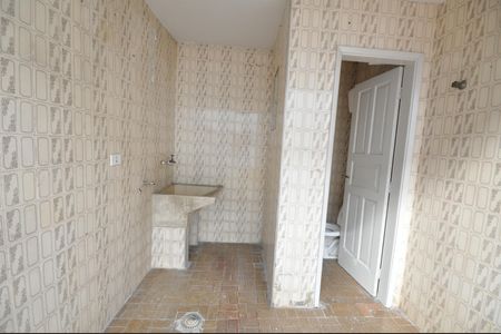 Casa para alugar com 110m², 2 quartos e 1 vagaÁrea de Serviço