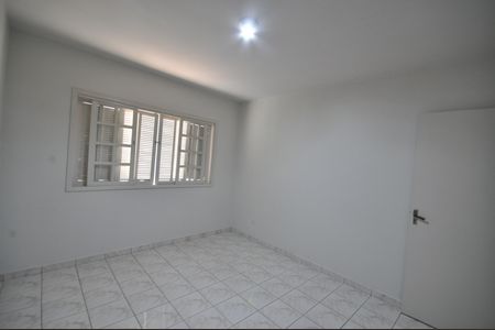 Casa para alugar com 110m², 2 quartos e 1 vagaQuarto 1