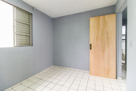 Quarto 1 de apartamento para alugar com 2 quartos, 42m² em Jardim Lourdes, Ferraz de Vasconcelos