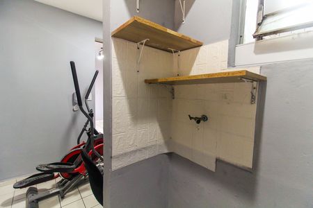Apartamento para alugar com 42m², 2 quartos e 1 vaga Apartamento para alugar com 42m², 2 quartos e 1 vagaÁrea de Serviço