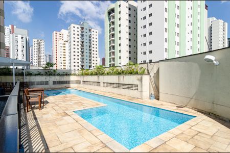 Apartamento à venda com 58m², 2 quartos e 1 vagaPiscina