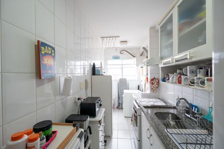 Apartamento à venda com 58m², 2 quartos e 1 vagaCozinha