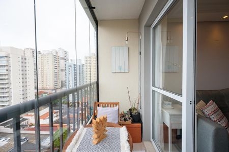 Apartamento à venda com 58m², 2 quartos e 1 vagaVaranda