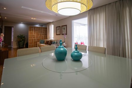 Apartamento à venda com 142m², 3 quartos e 2 vagasSala